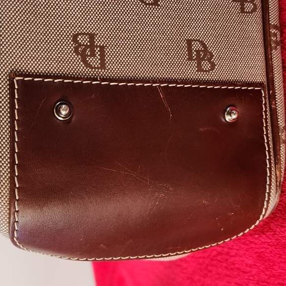 ☆Dooney and Bourke Bag.☆ - Picture 6 of 16